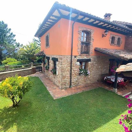 Vivienda Vacacional La Vara アリオンダス エクステリア 写真