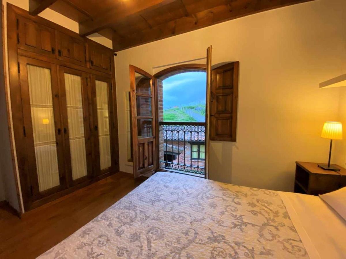 Vivienda Vacacional La Vara アリオンダス エクステリア 写真